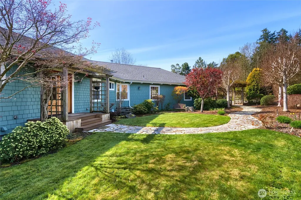 6065 Central Avenue Anacortes WA 98221