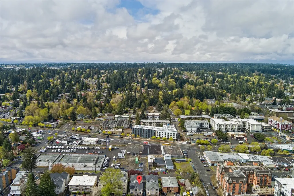 12042 31st Avenue NE Seattle WA 98125