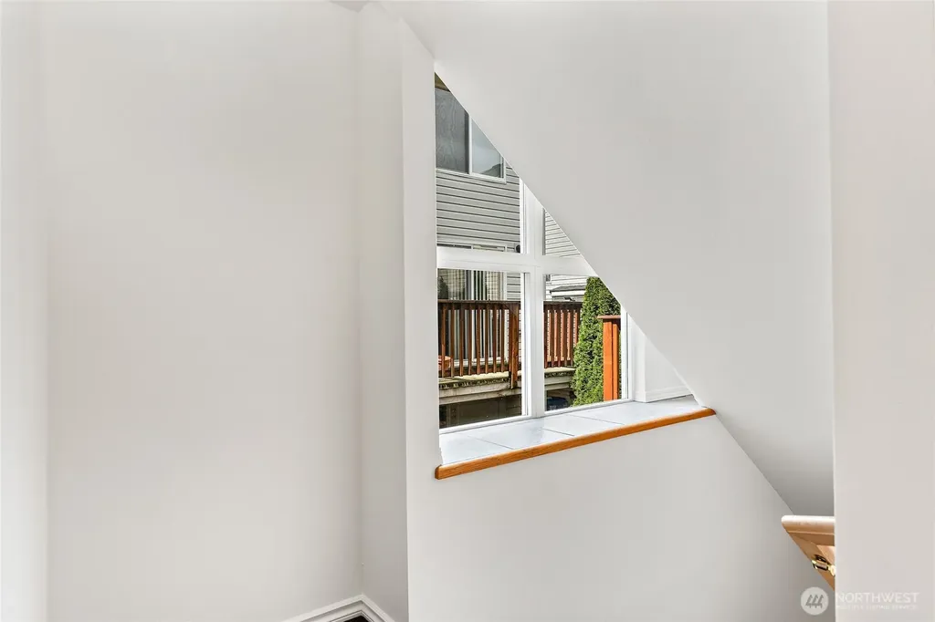 12042 31st Avenue NE Seattle WA 98125