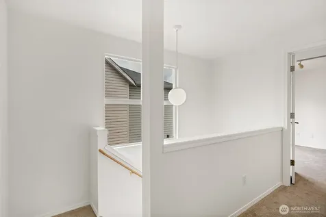 12042 31st Avenue NE Seattle WA 98125
