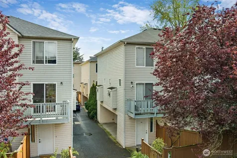 12042 31st Avenue NE Seattle WA 98125