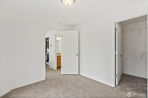 12042 31st Avenue NE Seattle WA 98125