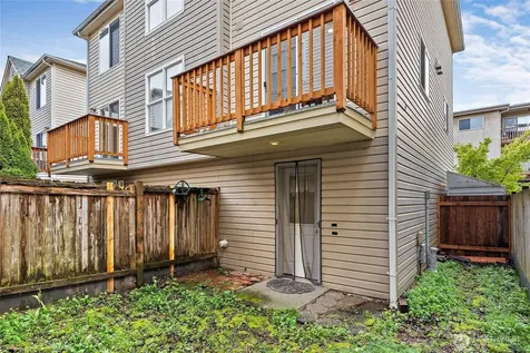 12042 31st Avenue NE Seattle WA 98125