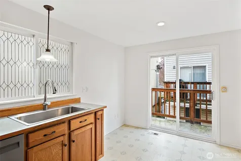 12042 31st Avenue NE Seattle WA 98125
