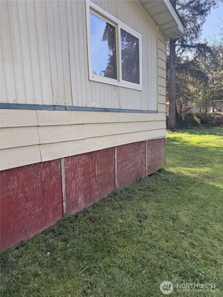 6620 301st Street Ct S Roy WA 98580