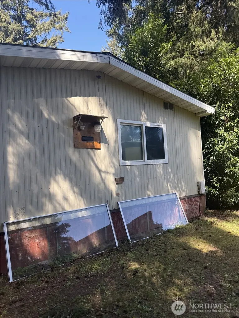 6620 301st Street Ct S Roy WA 98580