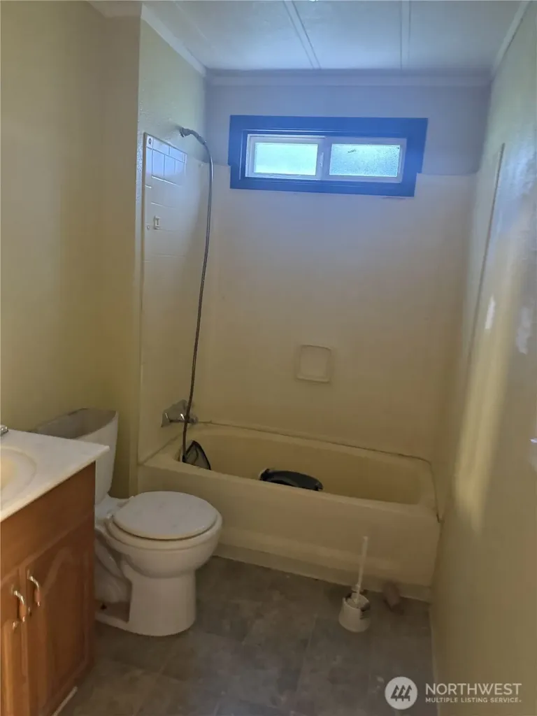 6620 301st Street Ct S Roy WA 98580