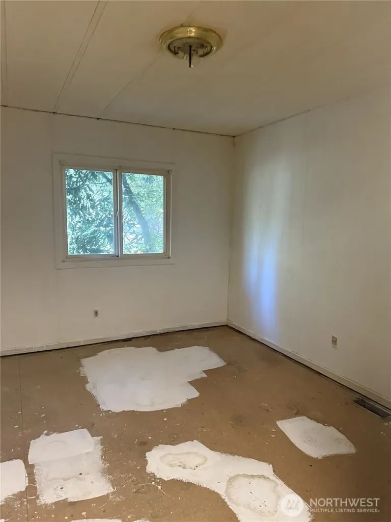 6620 301st Street Ct S Roy WA 98580