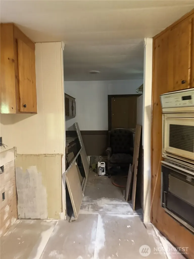 6620 301st Street Ct S Roy WA 98580