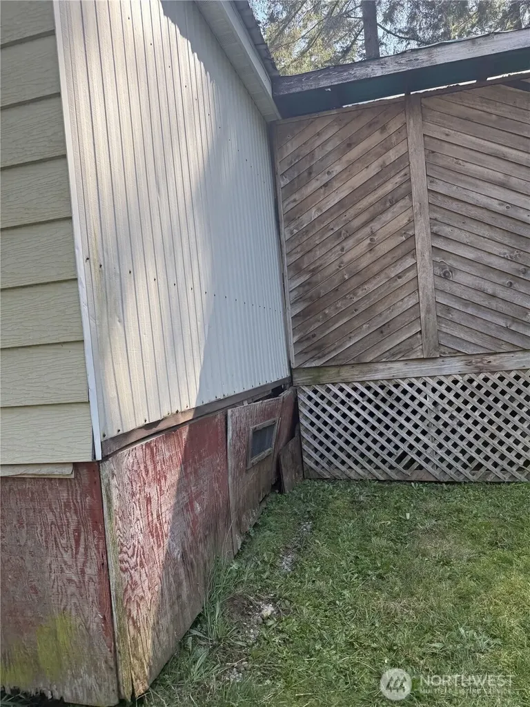 6620 301st Street Ct S Roy WA 98580