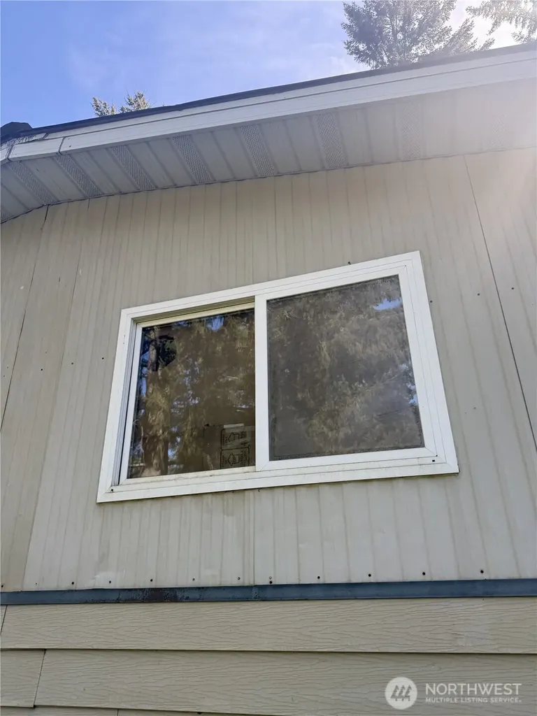 6620 301st Street Ct S Roy WA 98580