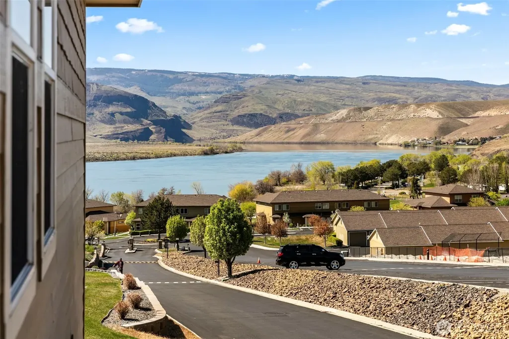 9133 Eagle Lane NW Quincy WA 98848
