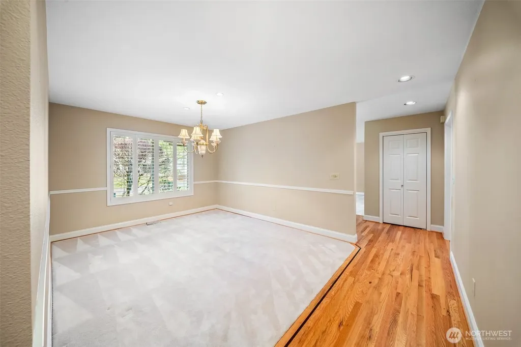 5608 Ridge High Court SW Olympia WA 98512