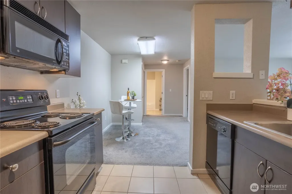 12607 SE 41st Place Bellevue WA 98006