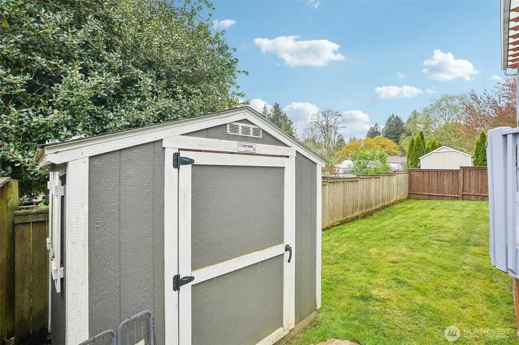 2006 NW Fargo Loop Camas WA 98607