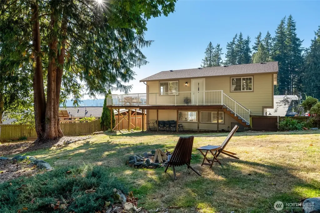 4230 174th Place NW Stanwood WA 98292