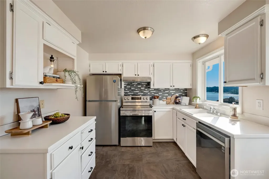 4230 174th Place NW Stanwood WA 98292