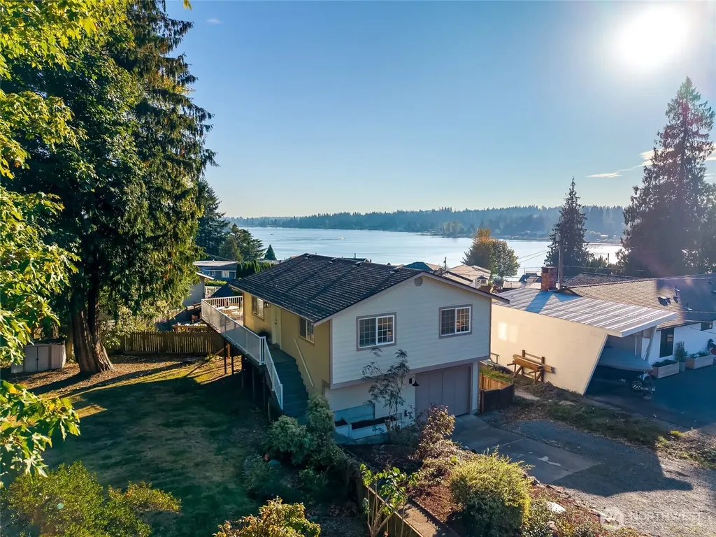 4230 174th Place NW Stanwood WA 98292