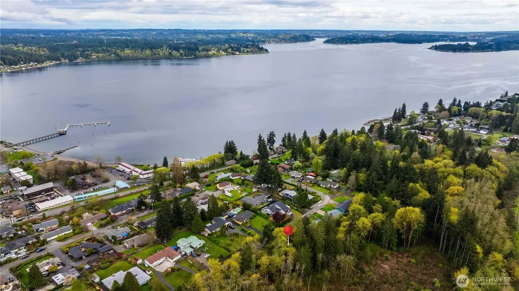 8865 Martin Avenue NW Silverdale WA 98383