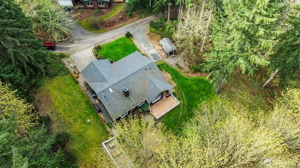 9715 Crescent Valley Drive NW Gig Harbor WA 98332