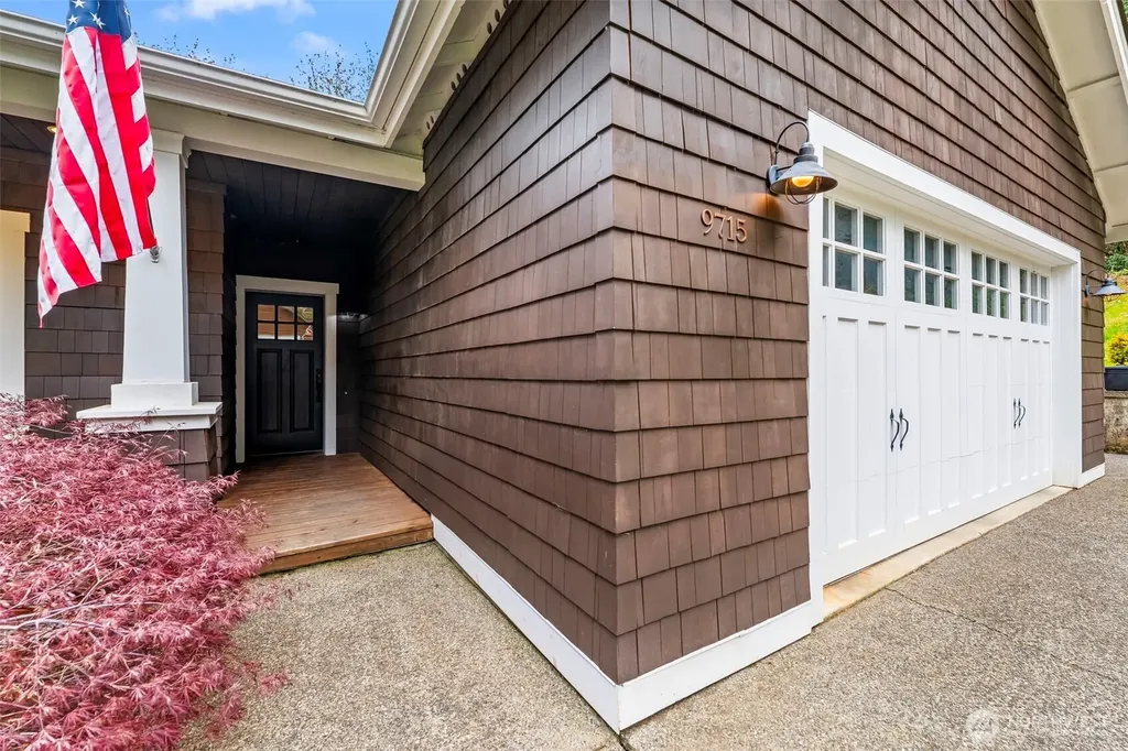 9715 Crescent Valley Drive NW Gig Harbor WA 98332