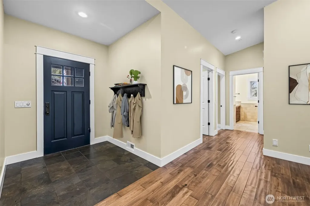 9715 Crescent Valley Drive NW Gig Harbor WA 98332