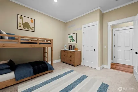 9715 Crescent Valley Drive NW Gig Harbor WA 98332