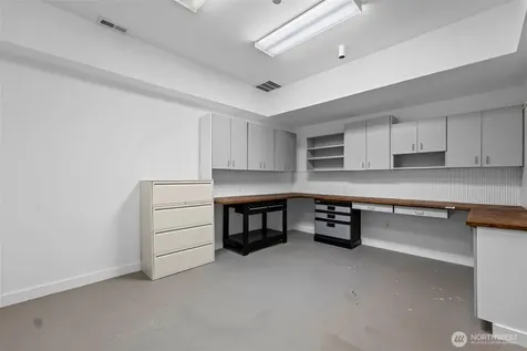 9715 Crescent Valley Drive NW Gig Harbor WA 98332