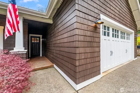 9715 Crescent Valley Drive NW Gig Harbor WA 98332