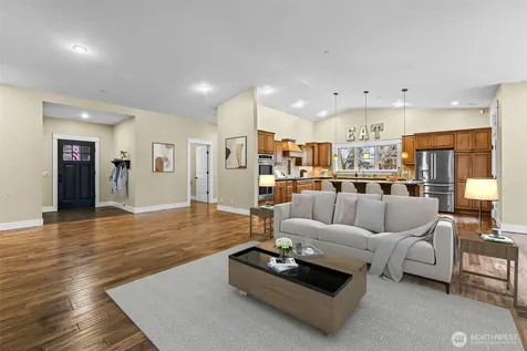 9715 Crescent Valley Drive NW Gig Harbor WA 98332