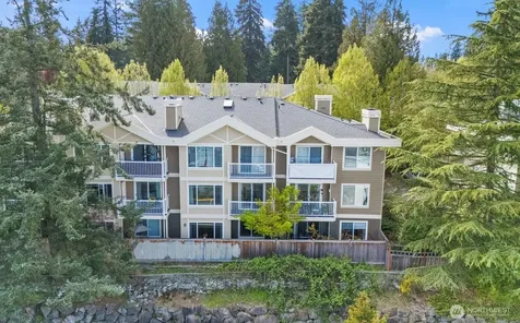 937 N 200th Street Shoreline WA 98133