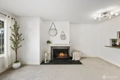 937 N 200th Street Shoreline WA 98133