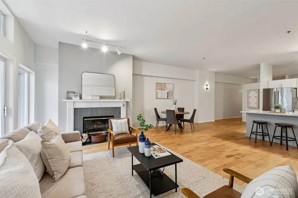 526 1st Avenue S Seattle WA 98104
