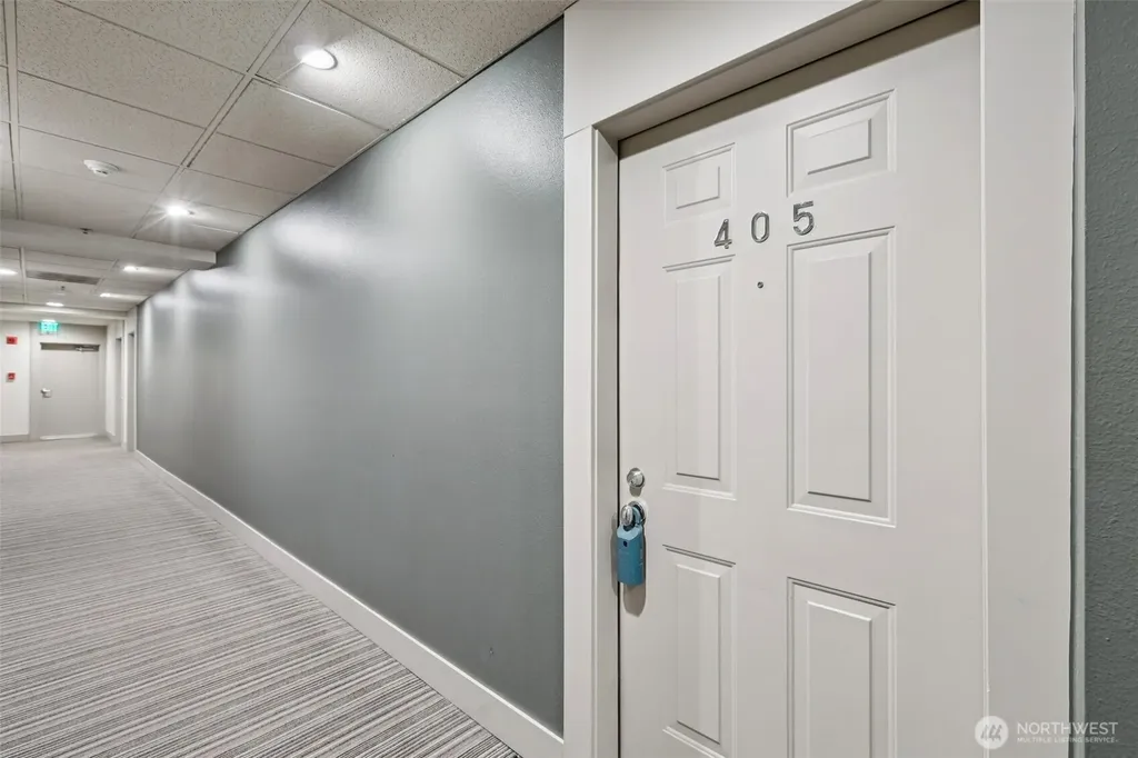 526 1st Avenue S Seattle WA 98104