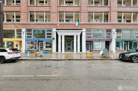 526 1st Avenue S Seattle WA 98104