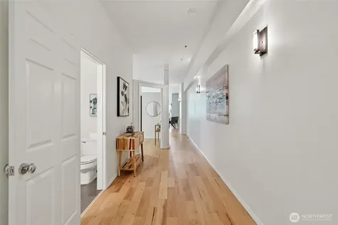 526 1st Avenue S Seattle WA 98104