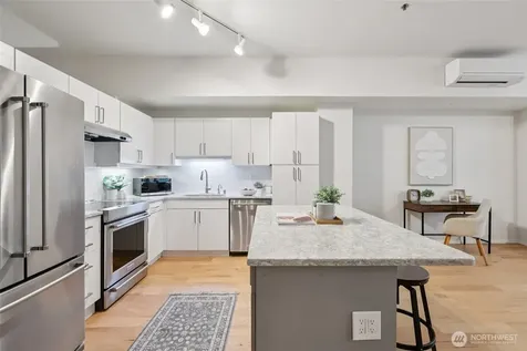 526 1st Avenue S Seattle WA 98104
