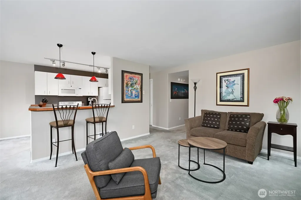 3435 California Avenue SW Seattle WA 98116
