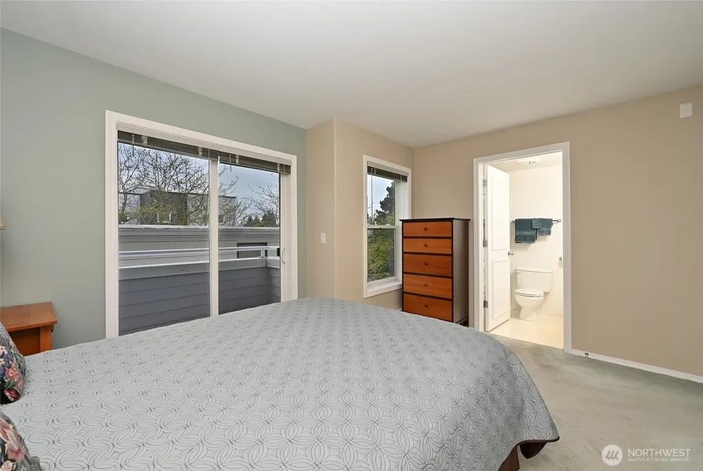3435 California Avenue SW Seattle WA 98116