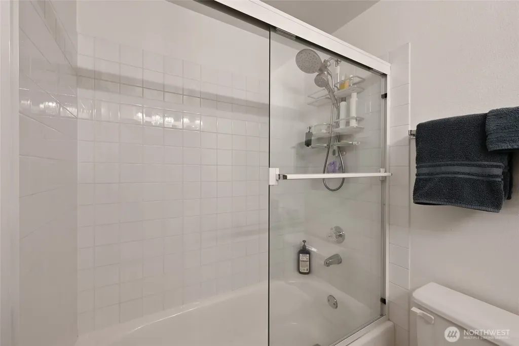 3435 California Avenue SW Seattle WA 98116