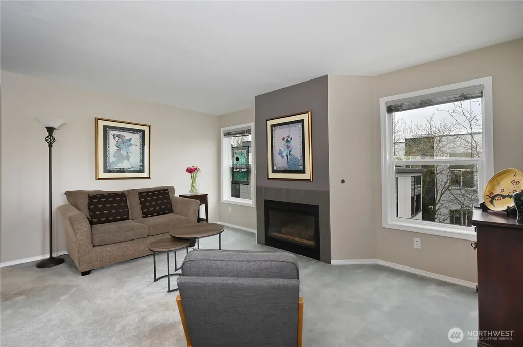 3435 California Avenue SW Seattle WA 98116