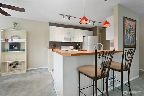 3435 California Avenue SW Seattle WA 98116