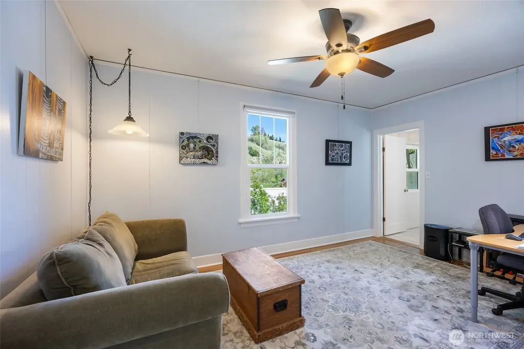 529 Lower Sunnyslope Road Wenatchee WA 98801