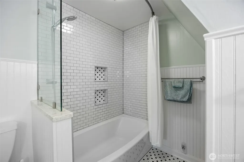 529 Lower Sunnyslope Road Wenatchee WA 98801