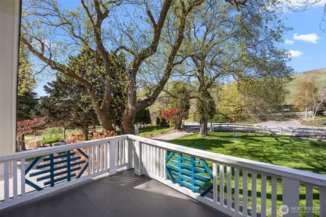 529 Lower Sunnyslope Road Wenatchee WA 98801