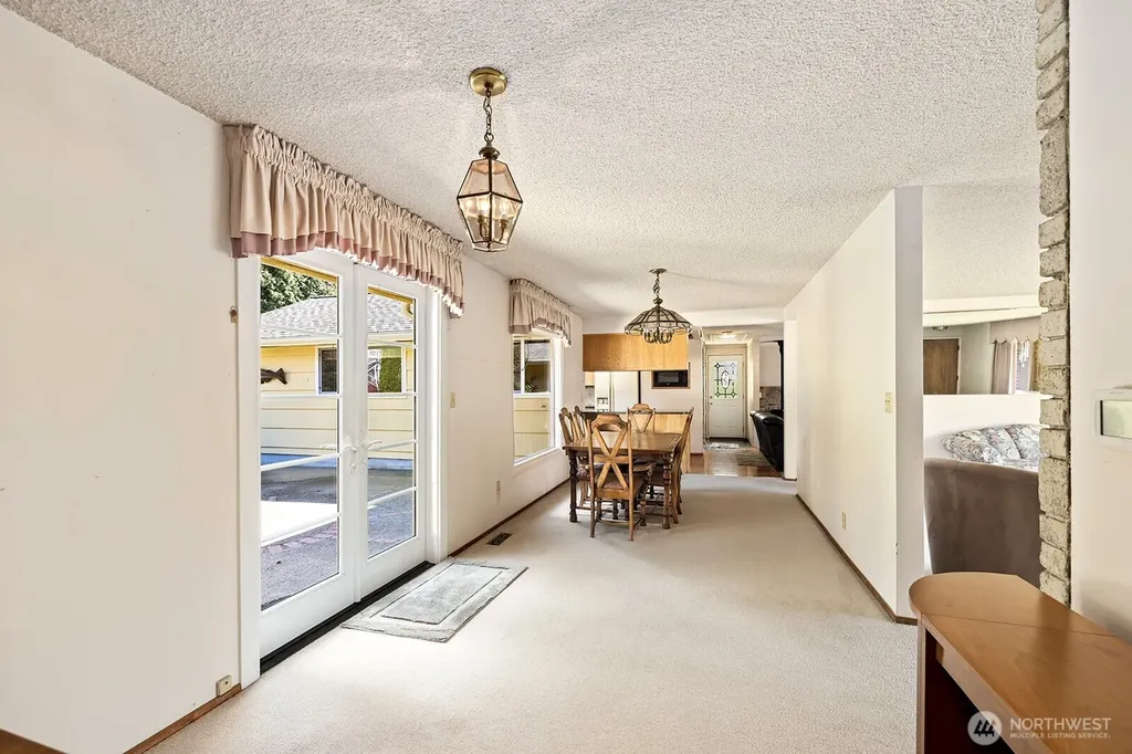 8236 120th Avenue NE Kirkland WA 98033