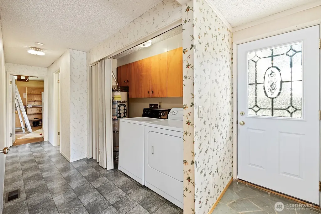 8236 120th Avenue NE Kirkland WA 98033