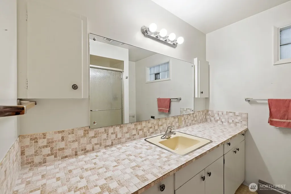 8236 120th Avenue NE Kirkland WA 98033