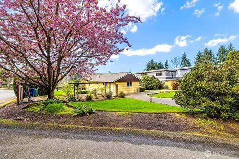 8236 120th Avenue NE Kirkland WA 98033