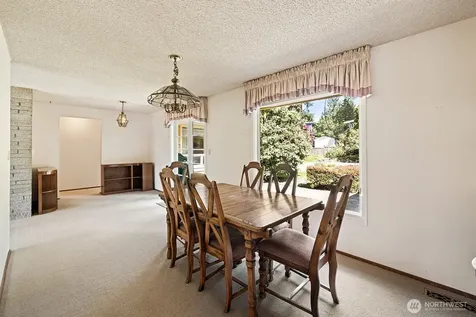 8236 120th Avenue NE Kirkland WA 98033